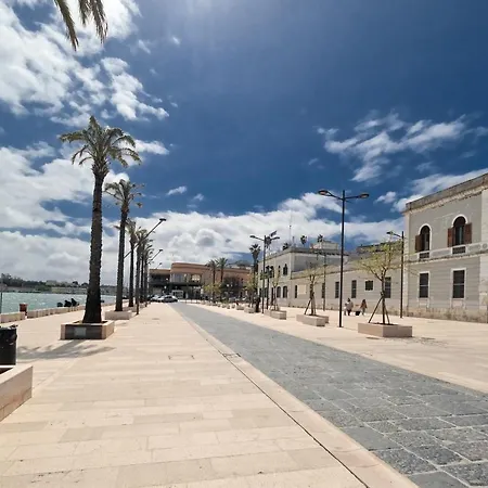 Monolocale Porta Napoli Apartment *